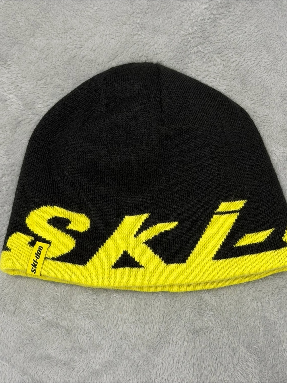 Ski-Doo Reversible Beanie Hat Black Yellow Snowmobile Knit Logo Winter Cap